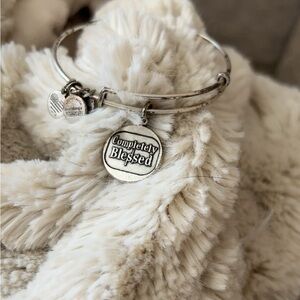 Alex And Ani | Women’s “Completely Blessed” Script Bangle Bracelet Silver